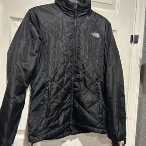 The North Face black puffer jacket Size L #outdoor #puffer